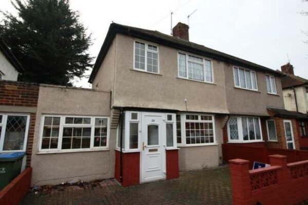 Birkdale Road, London SE2