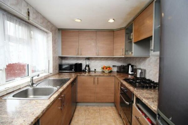 Birkdale Road, London SE2