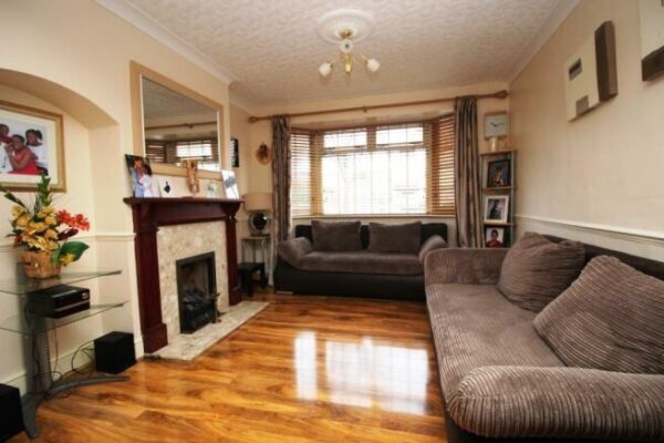 Birkdale Road, London SE2
