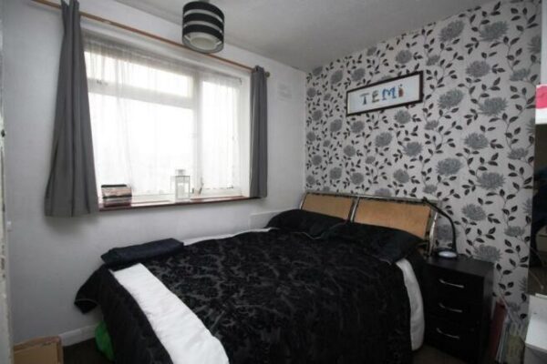 Birkdale Road, London SE2