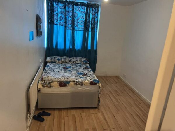 Bromholm Road, London SE2
