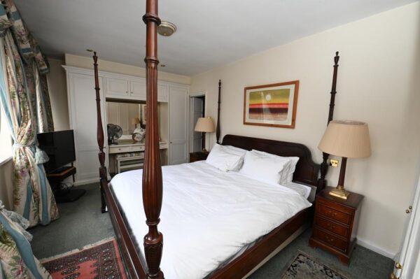 Ebury Street, London SW1W
