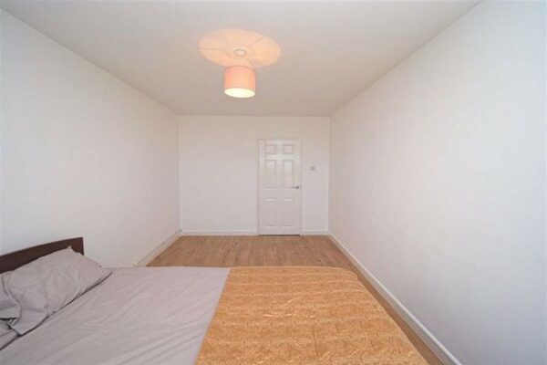 40c Walmer Terrace