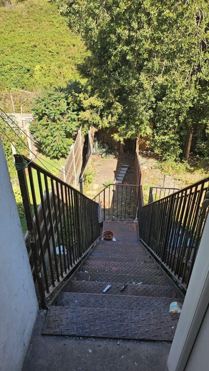 242a Riverdale Road