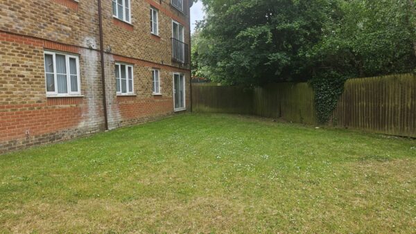 Woburn Close