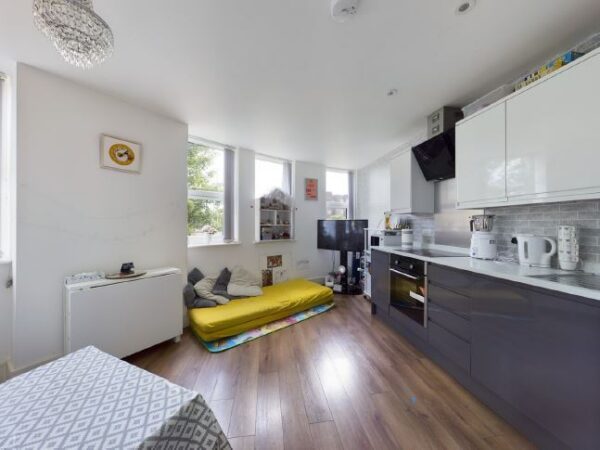 Verve Apartments, Romford, Essex, RM1 3FB