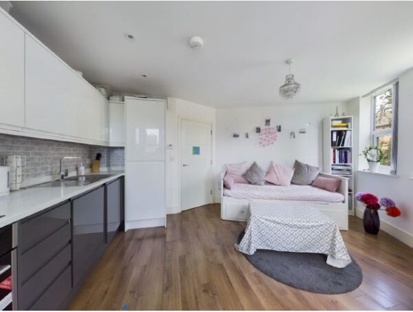 Verve Apartments, Romford, Essex, RM1 3FB