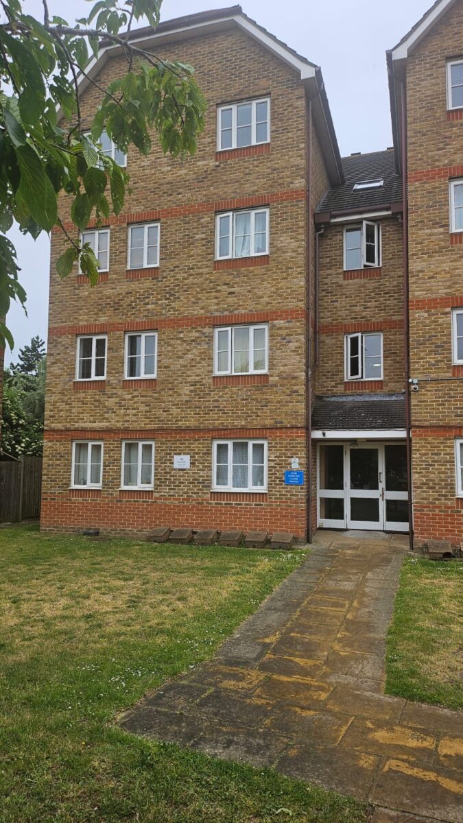 Woburn Close