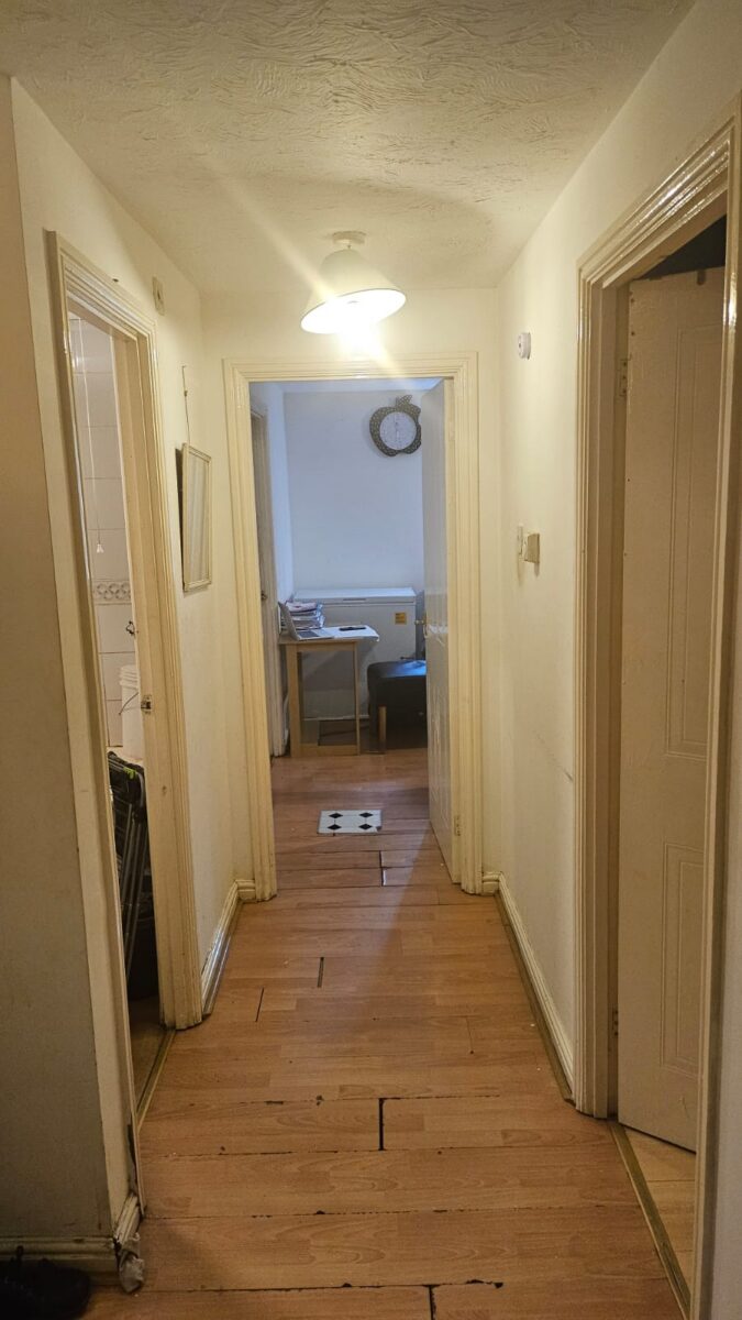 Woburn Close